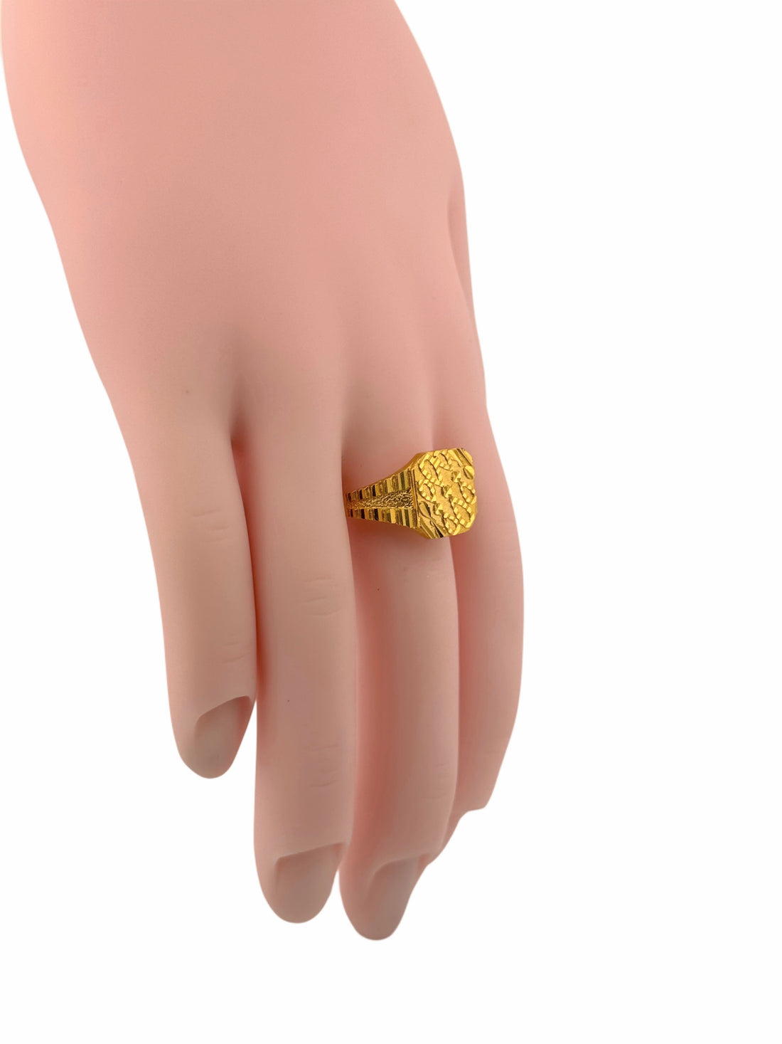 22K Gold Ring 4.25g
