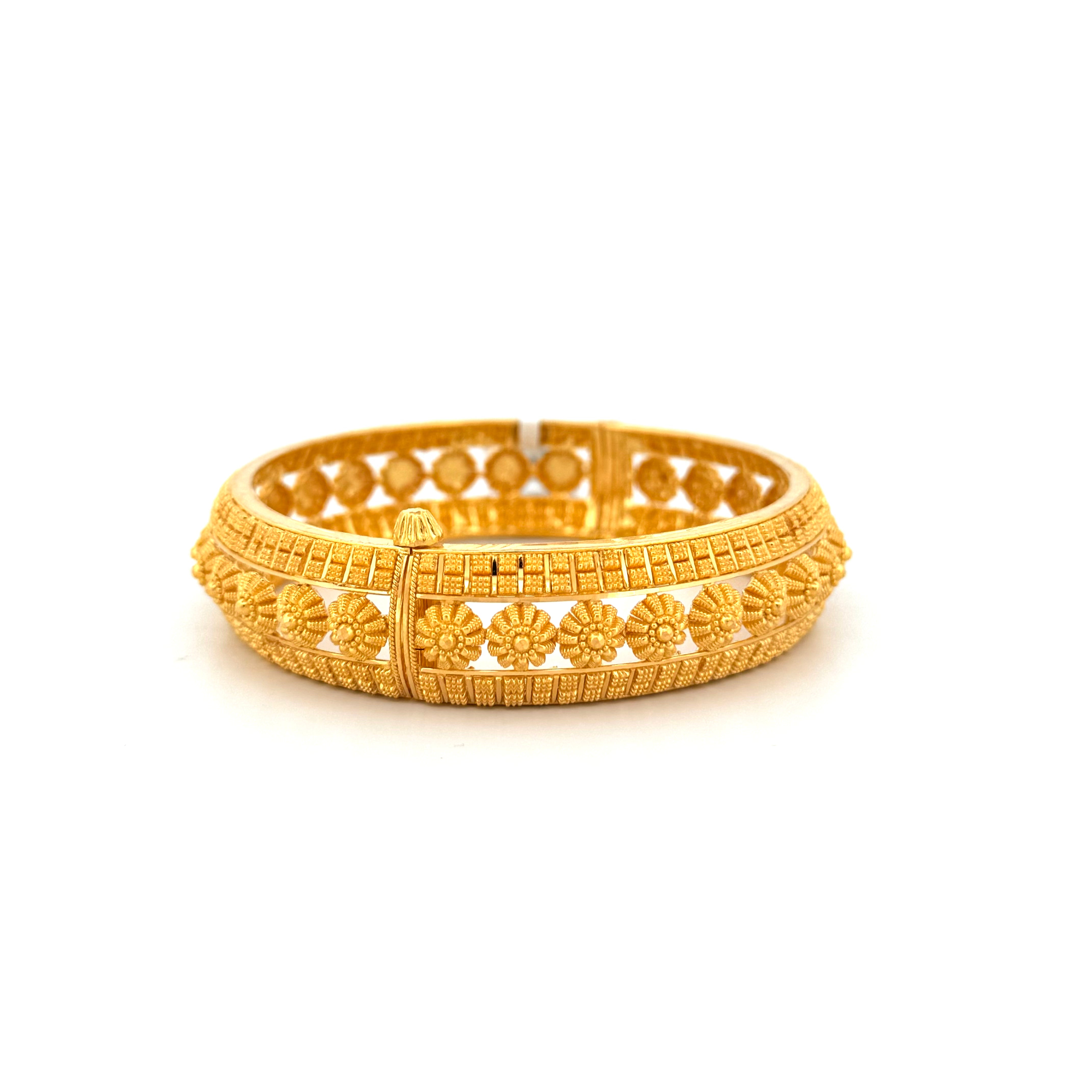 22K Gold Bangle 31.22g