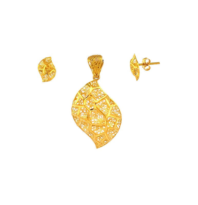 22K Gold Pendant & Earrings 4.60g