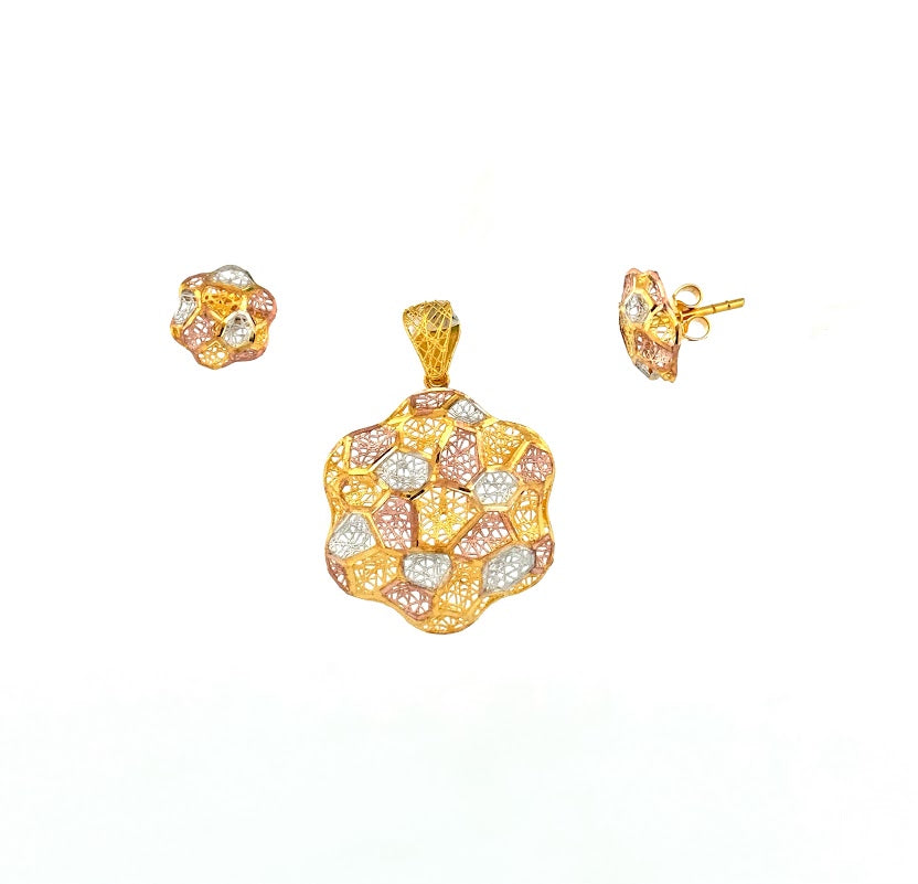 22K Gold Pendant & Earrings 5.91g