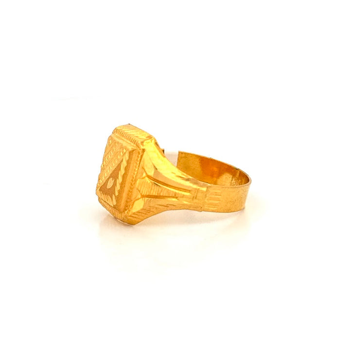 22K Gold Ring 2.61g_1