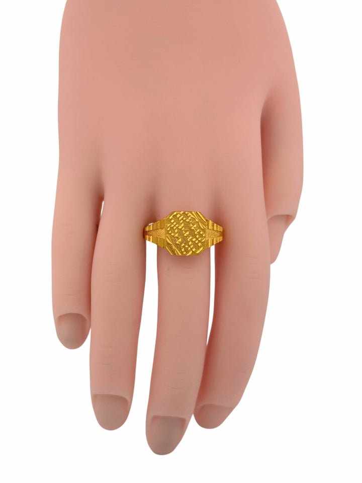 22K Gold Ring 4.25g