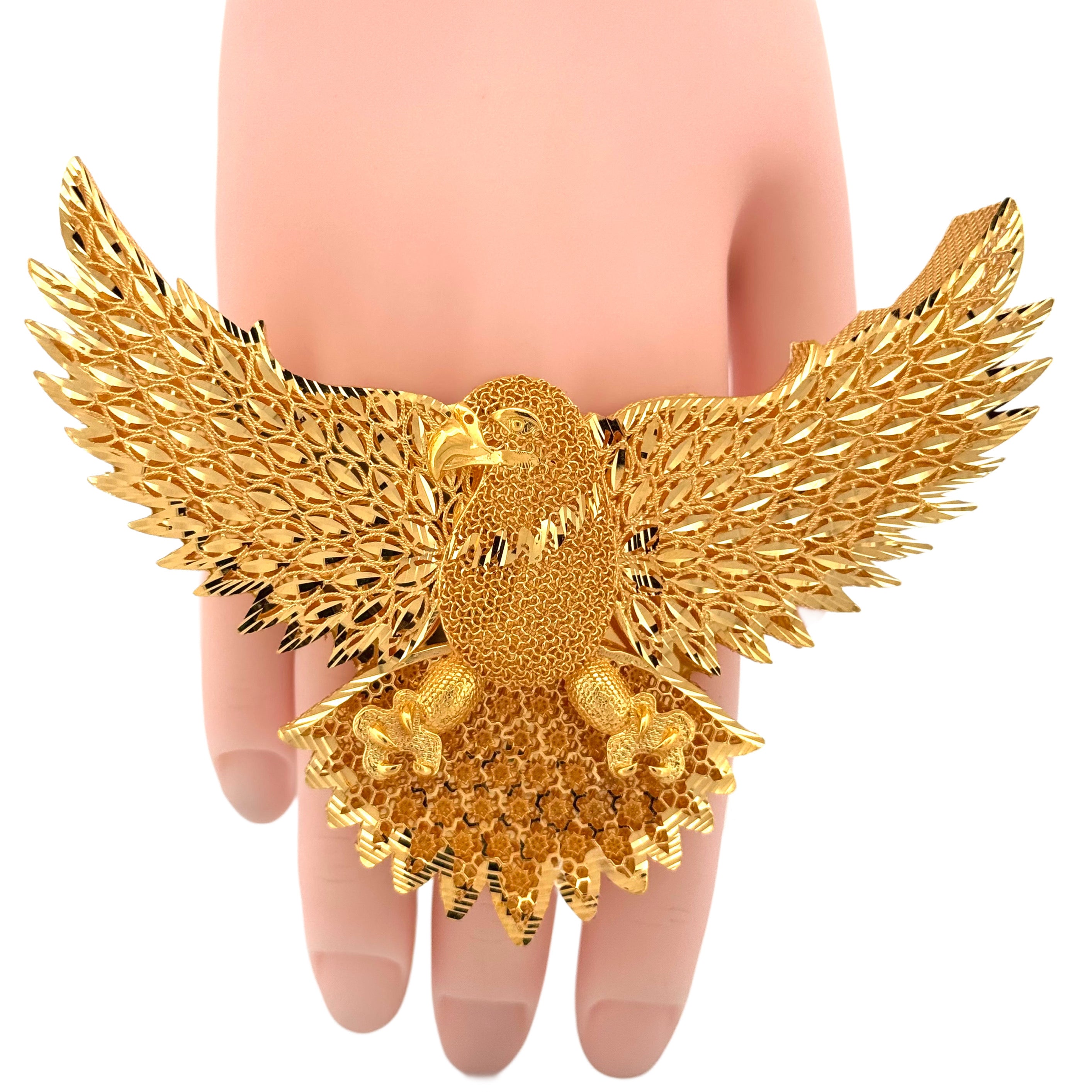 22K Gold Eagle Ring  50.92g