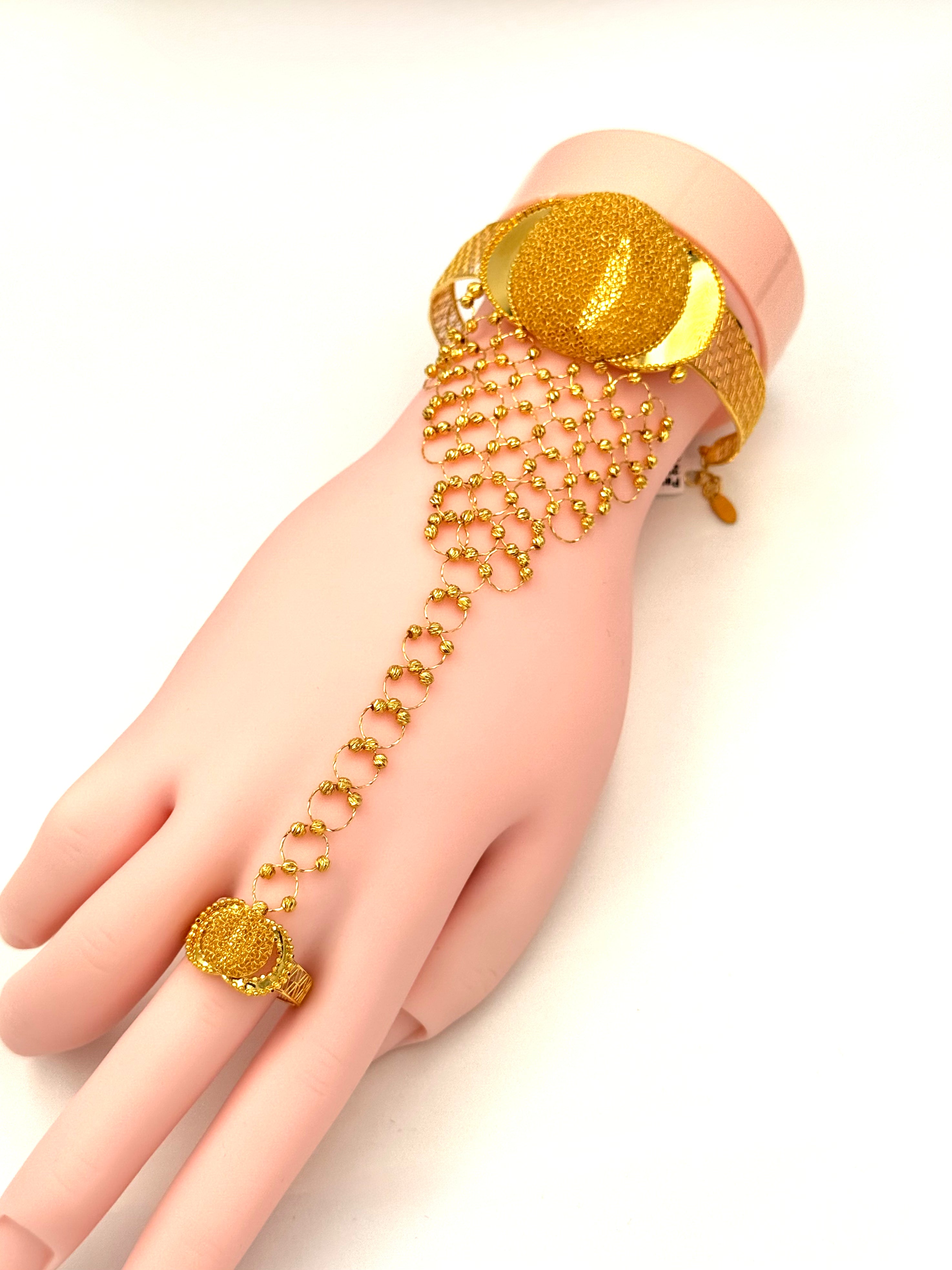 22K Gold Panja & Ring 22.39g